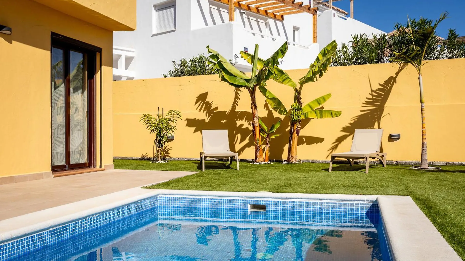 Villa With 4 Bedrooms And Private Heated Pool San Miguel de Abona