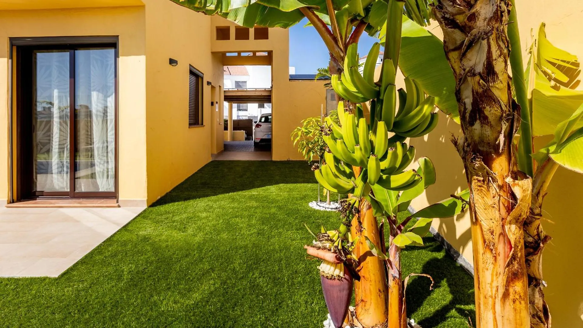 Villa With 4 Bedrooms And Private Heated Pool San Miguel de Abona