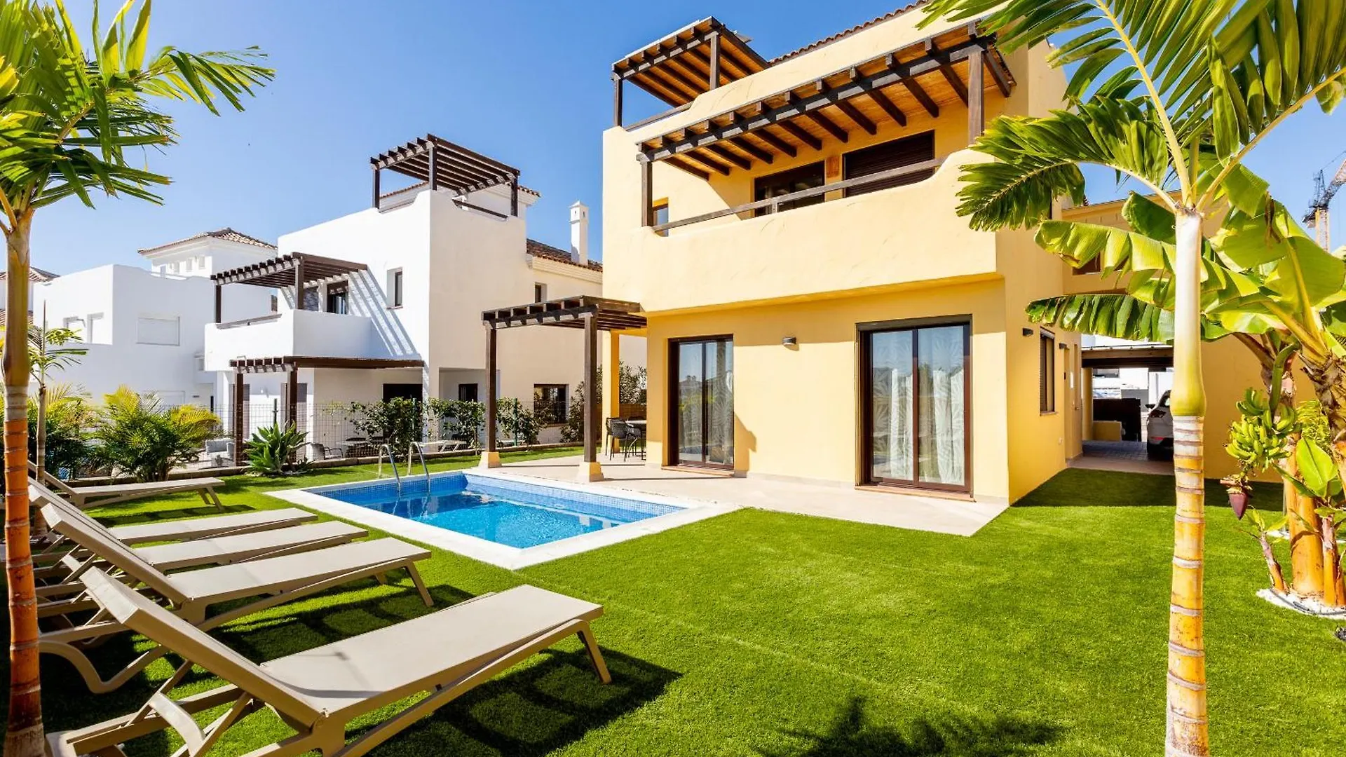 Villa With 4 Bedrooms And Private Heated Pool San Miguel de Abona